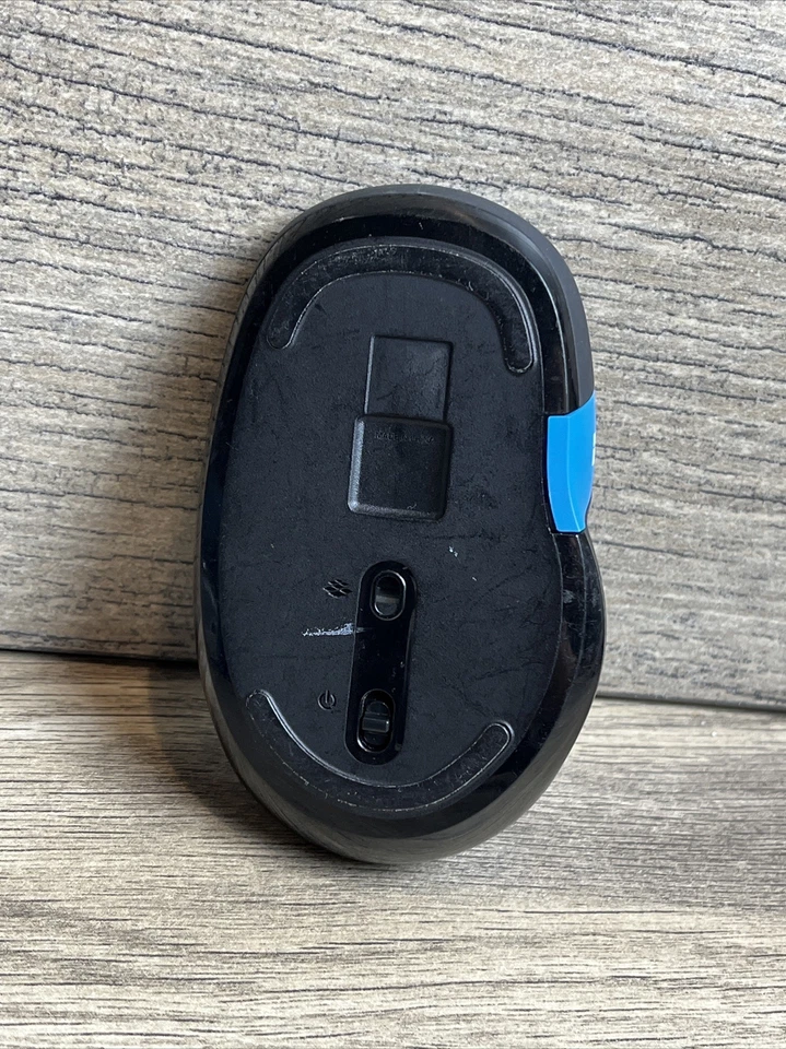 Microsoft Sculpt Comfort Wireless Mouse 1557⚠️MISSING TOP COVER⚠️WORKs - Image 3 of 4