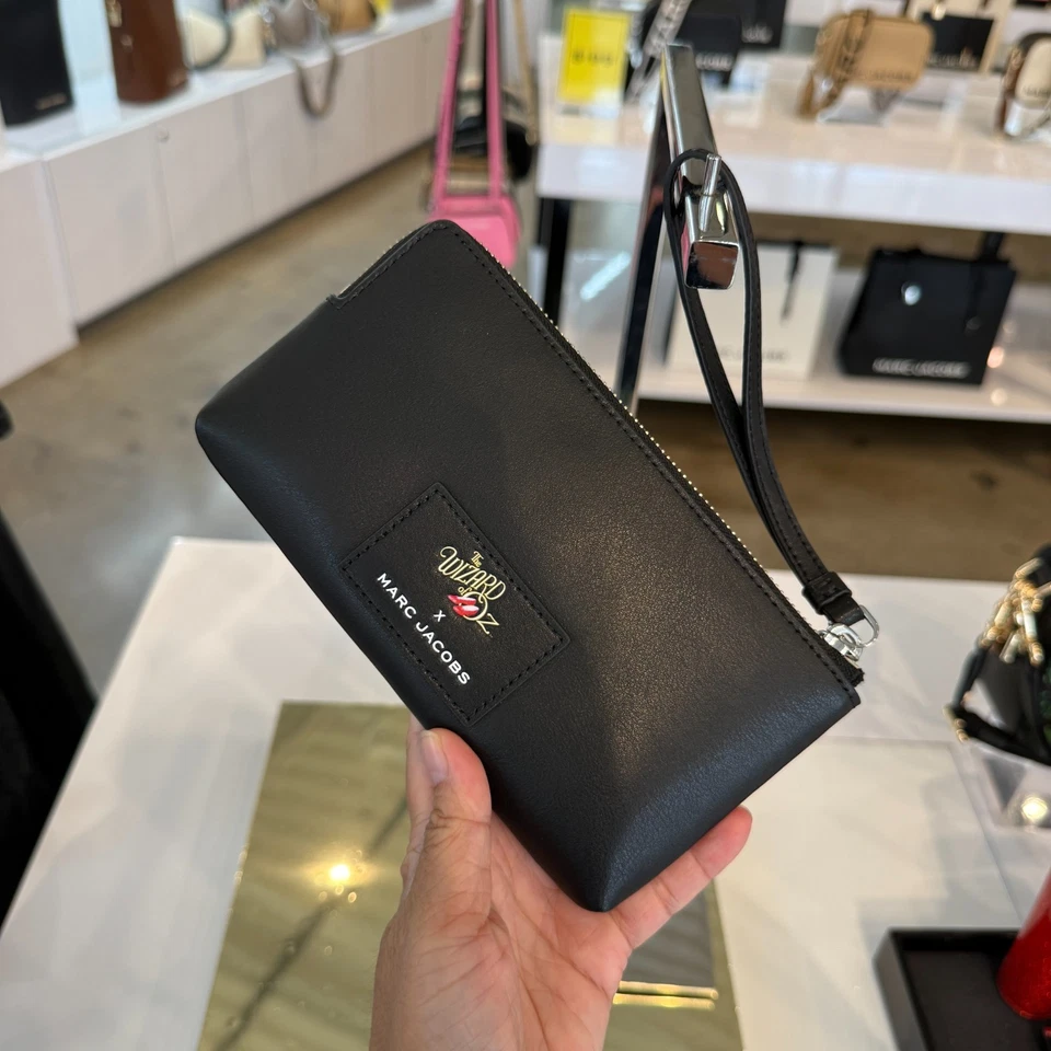 Muñequera Marc Jacobs x 'El Mago de Oz' Foto 2 de 4