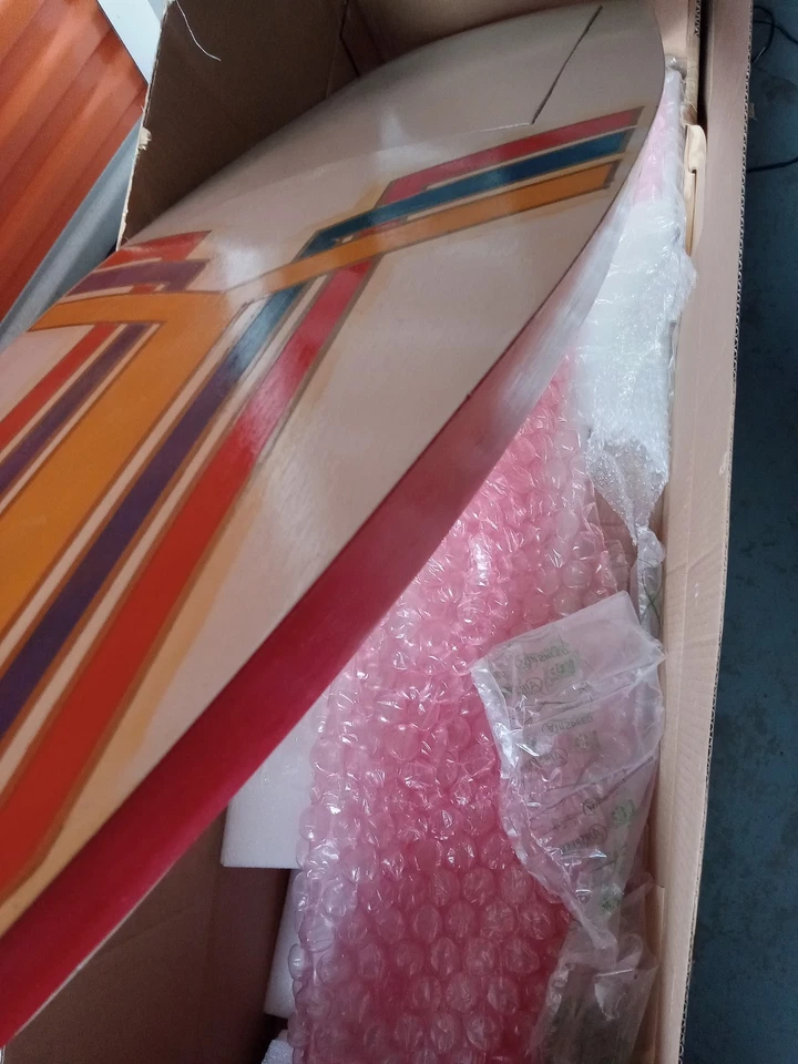 CASCO DE BARCO RC MONO 45" DE COLECCIÓN PERSONALIZADO de madera. K&B, DUMAS, PRANTHER  Foto 3 de 4