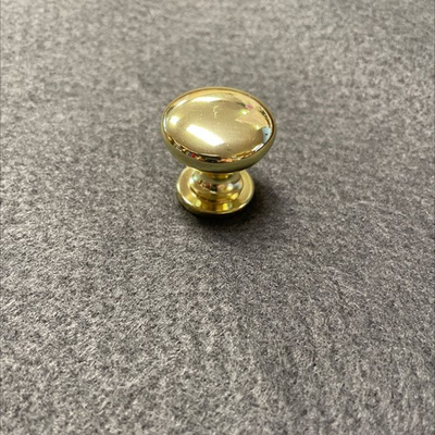 #ad 1quot; Classic Knob with Wide Base Polished Brass $2.07