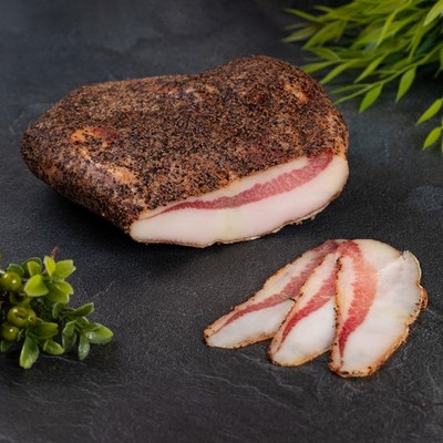 Wurstbaron  Guanciale Fettbacke getrocknet mit Pfeffer