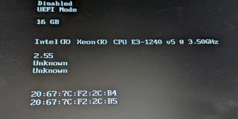 HP ProLiant DL20 Gen9 1x Xeon E3-1240v5 3,50 GHz 16 GB de RAM  Foto 2 de 4