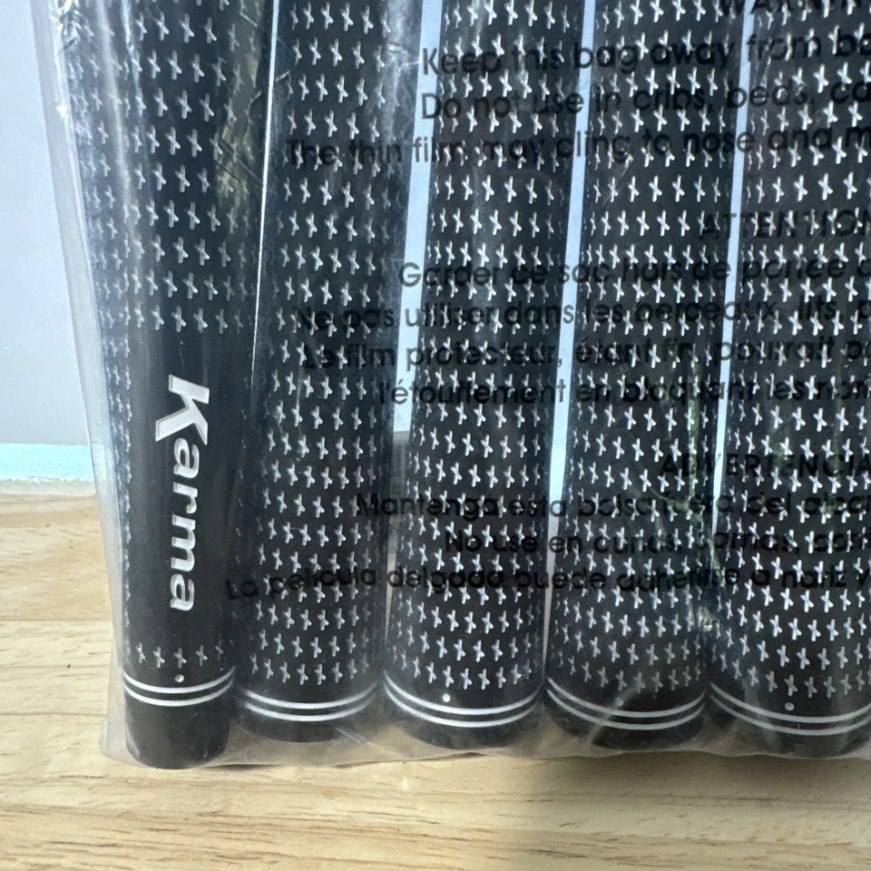 Lote de 9 empuñaduras redondas para palos de golf Karma Velour negras estándar .600. Foto 3 de 4