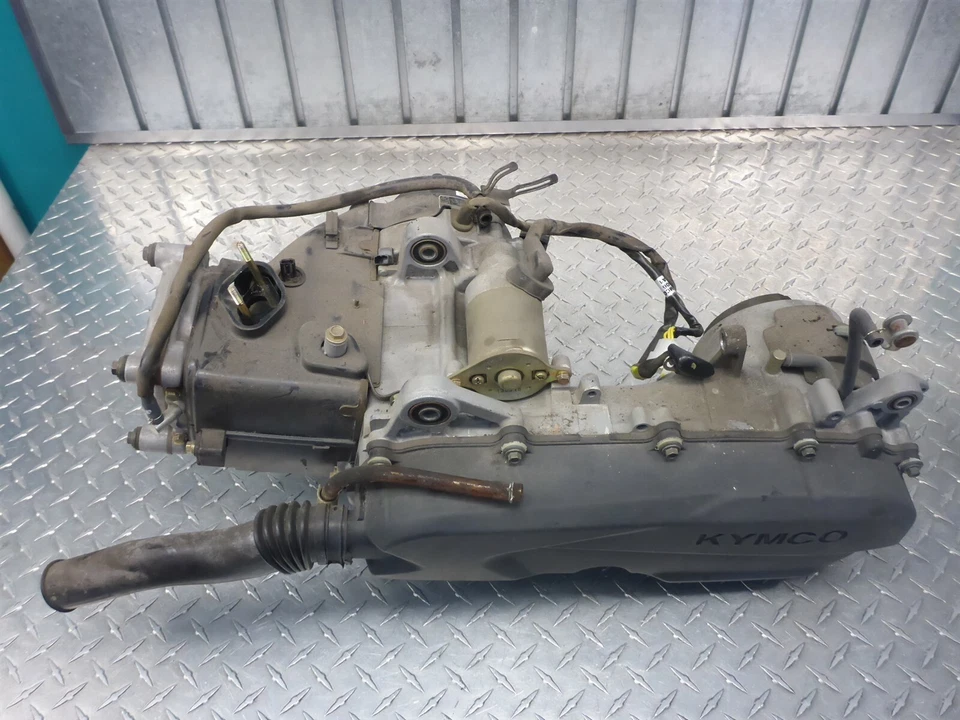 14 Kymco Compagno 50 Scooter Complete Running Engine  - Image 2 of 4