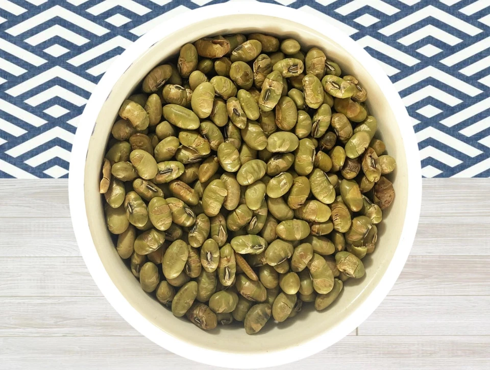 Snack Delights Frijoles Edamame Tostados Secos - Snack Crujiente, Ligeramente Salado 2 Libras Foto 4 de 4