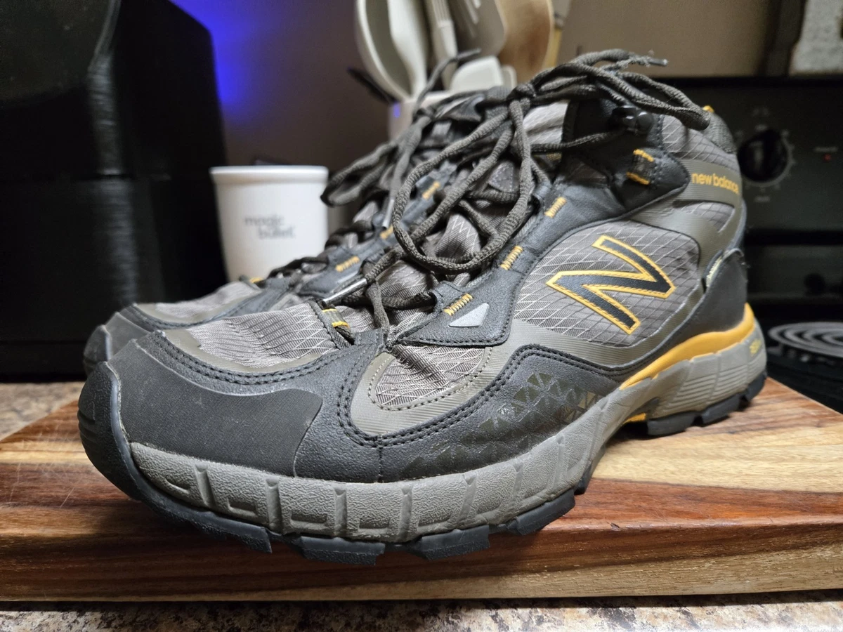 Vintage New Balance 703 Mens 11 Distressed Goretex Waterproof Ankle Boots Shoes New Balance × Vintage Vintage New Balance 703 Distressed  main image 2