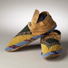 EARLY GREASY YELLOW CHEYENNE MOCCASINS