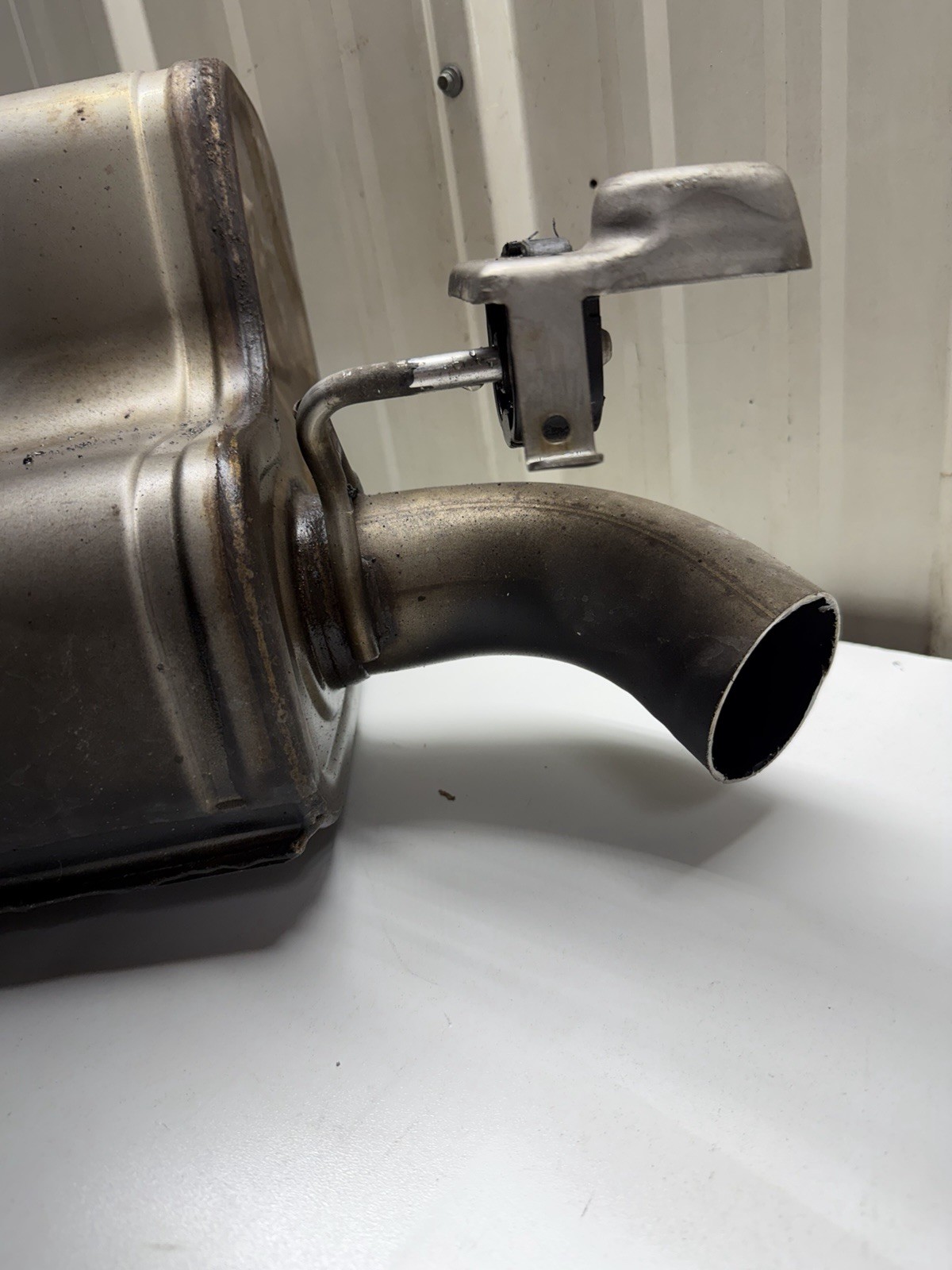 Maserati Ghibli S 3.0 Q4 2015 Rear Left  Exhaust Muffler Dual Tip 6 OEM