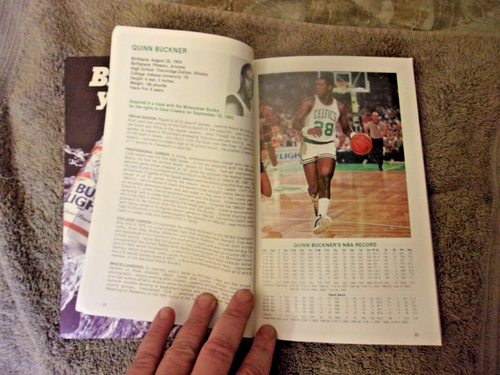 1984-85 BOSTON CELTICS MEDIA GUIDE Yearbook 1983-84 CHAMPIONS LARRY BIRD 1985 AD - Picture 9 of 24