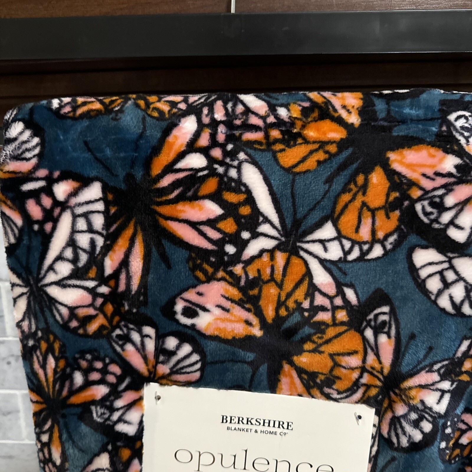 Berkshire Opulence Monarch Butterfly 🦋 Velvetloft Plush Throw Blanket