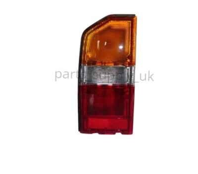 Lampa przednia SUZUKI VITARA 88-98 REFLEKTOR LAMPA H4 PRAWY 35100-60A30 Lampa przednia SUZUKI VITARA 88-98 REFLEKTOR LAMPA H4 PRAWY 35100-60A30