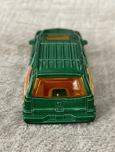 Matchbox Green Cadillac Escalade Nickelodeon Cartoons 2002 Diecast 1:64 - Picture 3 of 9
