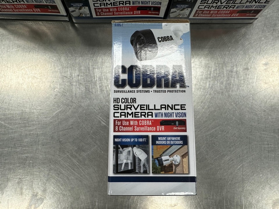 LOT OF 4 COBRA 63891 HD COLOR SURVEILLANCE CAMERAS +NIGHTVISION CABLE