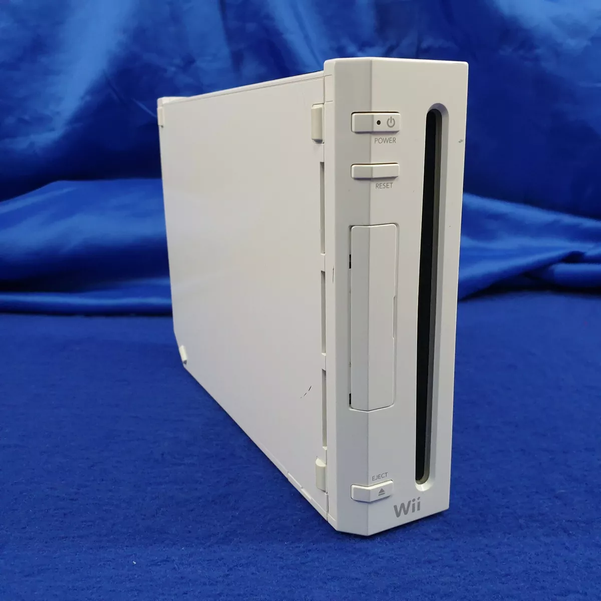 Restored Wii Console White (Refurbished)