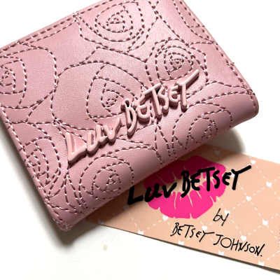 NWT BETSEY JOHNSON Bifold Wallet Pink Roses Faux Leather  display picture 3