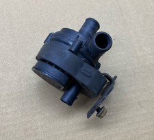 Mercedes W211 E-Klasse Zusatz Sekund&auml;r Umw&auml;lz Wasser Pumpe 2118350014 2118350264