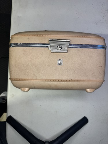 VINTAGE US TRUNK CO. COSMETIC TRAVEL TRAIN CASE SUITCASE
