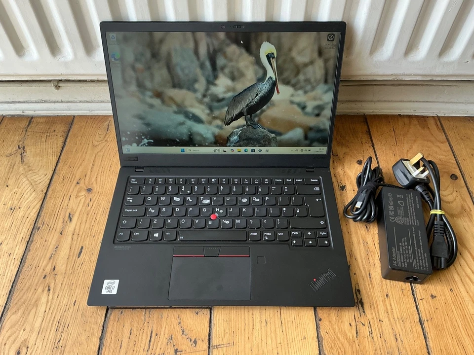 Lenovo ThinkPad X1 Carbon G8 · i7-10510U · 16GB · 256GB, photo 1 of 5