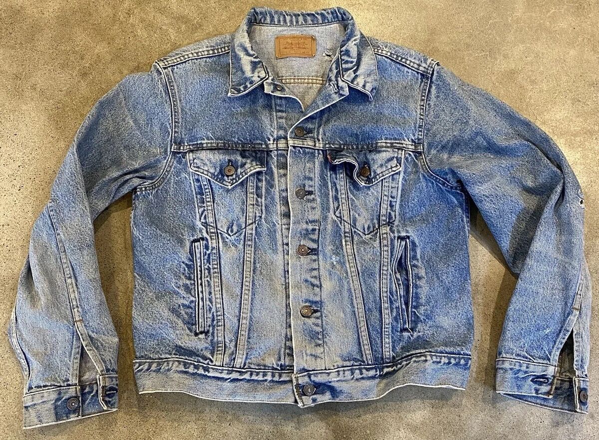 Vintage 80s Levis Denim Trucker Jacket Type 3 III Size 44 Vintage 80s Levis Denim Trucker Jacket Type 3 III Size 44