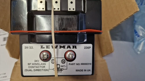 teleruttore salpaancora Lewmar  art 68000319 - Foto 1 di 5