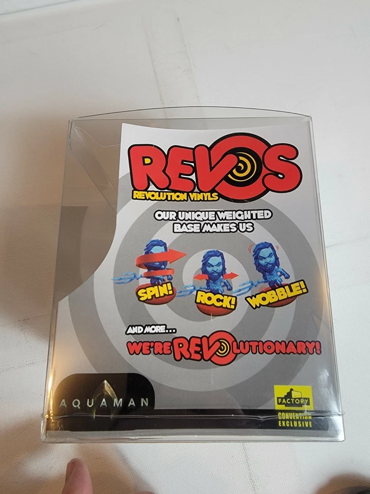 Figura Vinilo Aquaman Exclusiva SDCC Factory Entertainment Revos Jason Mamoa Nueva Foto 2 de 4