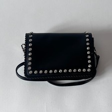 Borsa a tracolla piccola Tosca Blu nera in vernice con borchie strass
