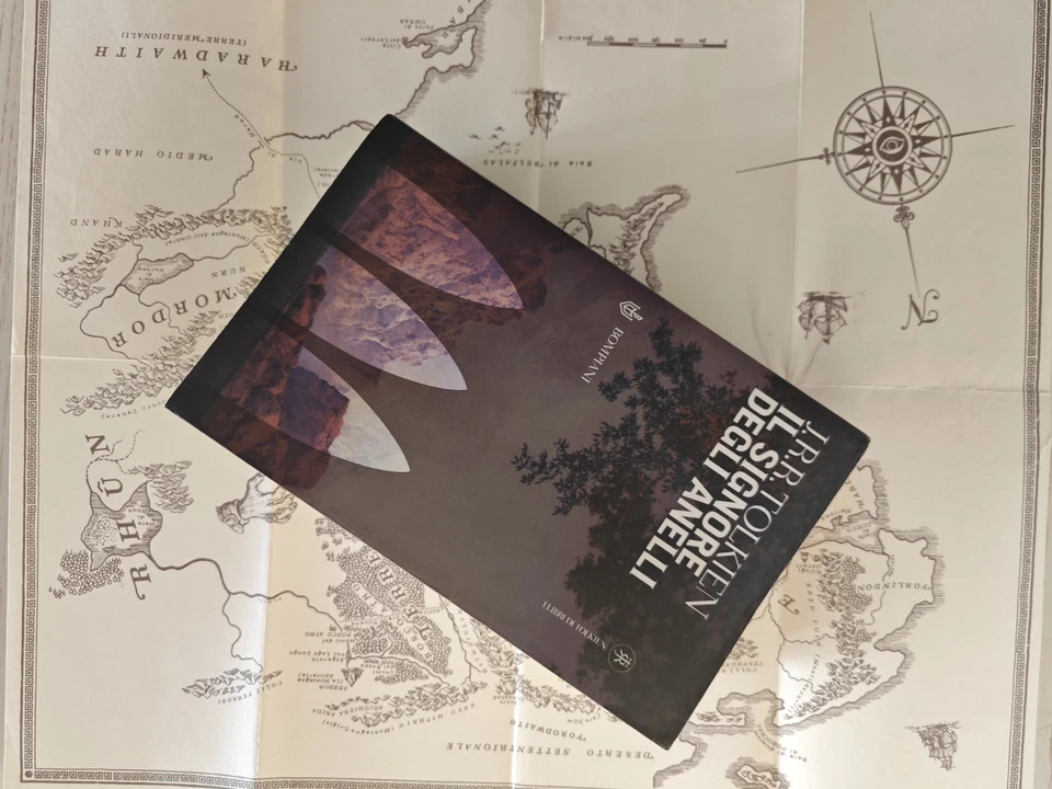 Tolkien - Il Signore degli anelli Con Mappa - Immagine 4 di 4