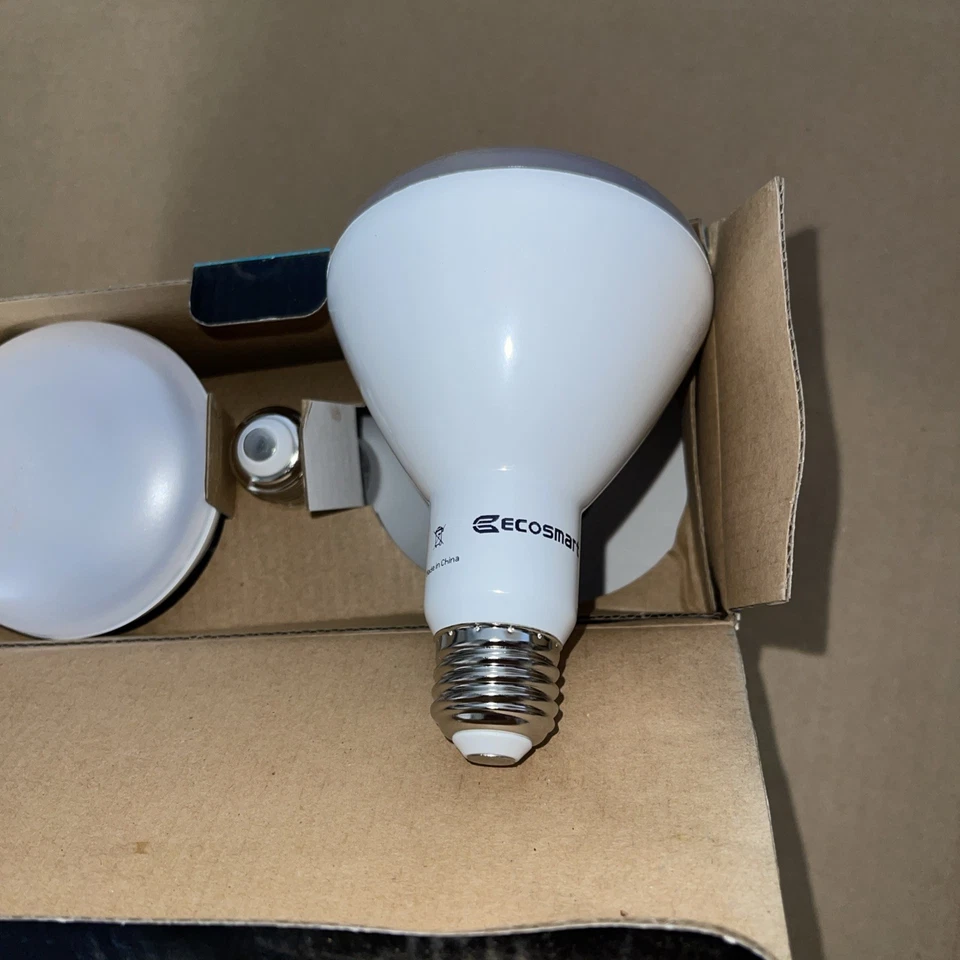 (3-Pack) Ecosmart 65W Equivalent DAYLIGHT BR30 Dimmable Indoor LED Light Bulbs - Image 3 of 3