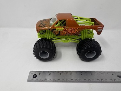 Hot Wheels Monster Jam Rap Attack 1:24 Diecast Truck