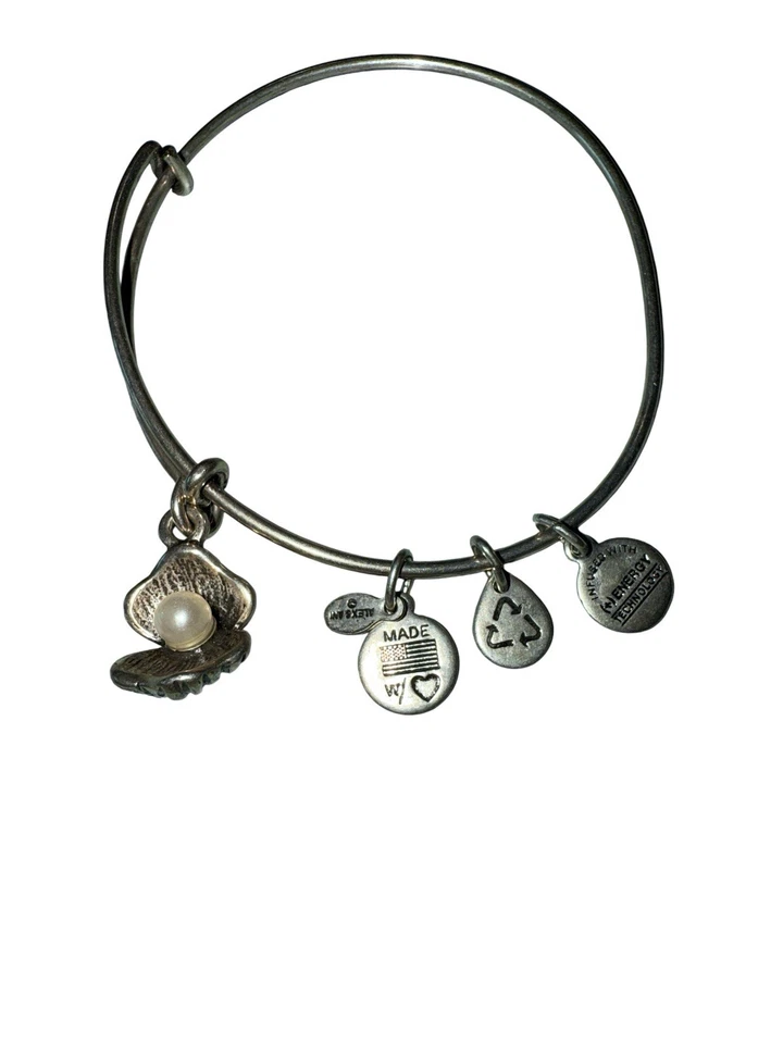 Brazalete brazalete ALEX+ ANI OSTER con dije de perlas - muy bueno Foto 2 de 4