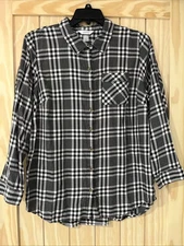 CJ BANKS Women’s Shirt Top Button Up Plus Size 1X Black White Plaid Long Sleeves