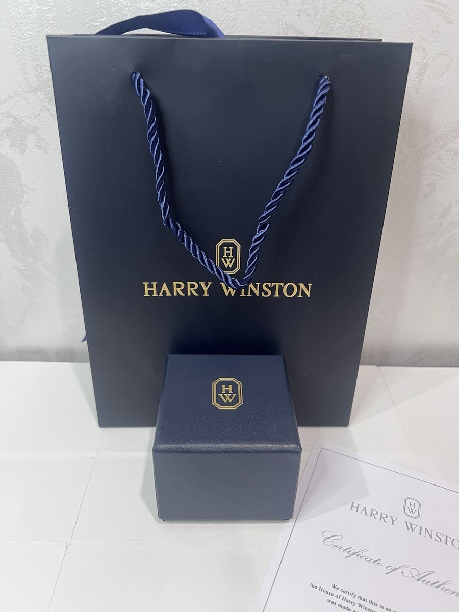 Harry Winston Ring / Pendant & Earrings Jewelry Case with