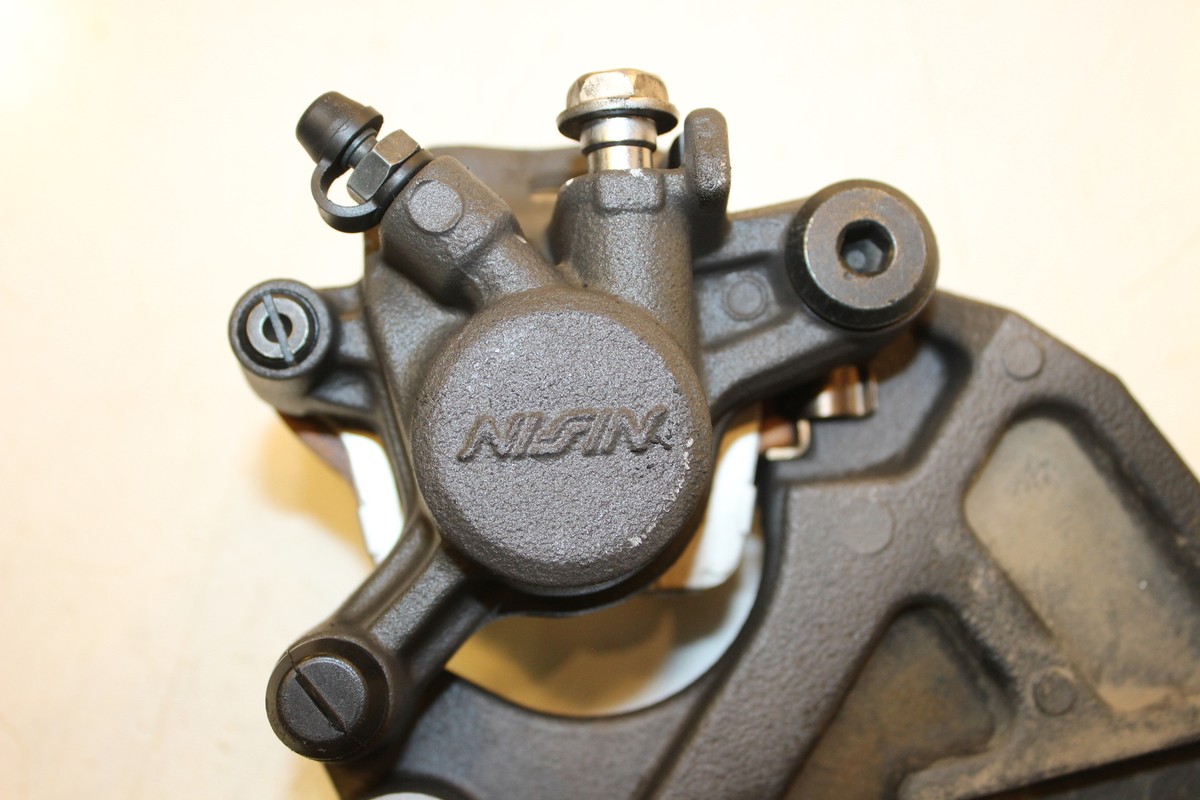 ボクシング Kay-Z 13-18 KAWASAKI NINJA ZX6R REAR BACK BRAKE CALIPER W MOUNT