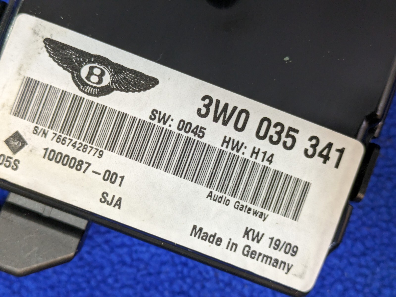 2006-12 BENTLEY CONTINENTAL FLYING SPUR MULTIMEDIA INTERFACE CONTROL MODULE 3W2