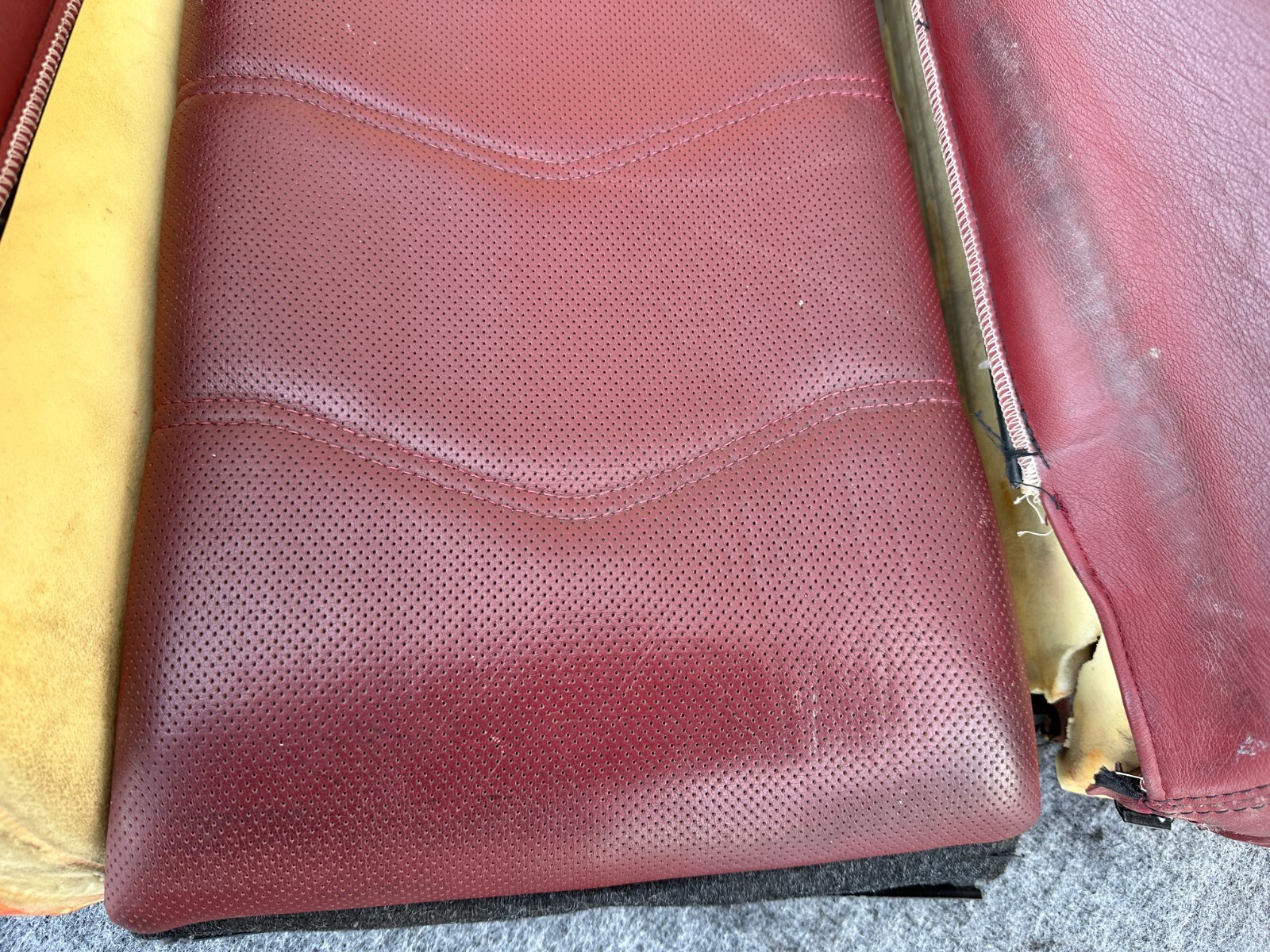 LEFT FRONT SEAT UPPER LEATHER CUSHION OEM 08-19 MASERATI GRANTURISMO M145