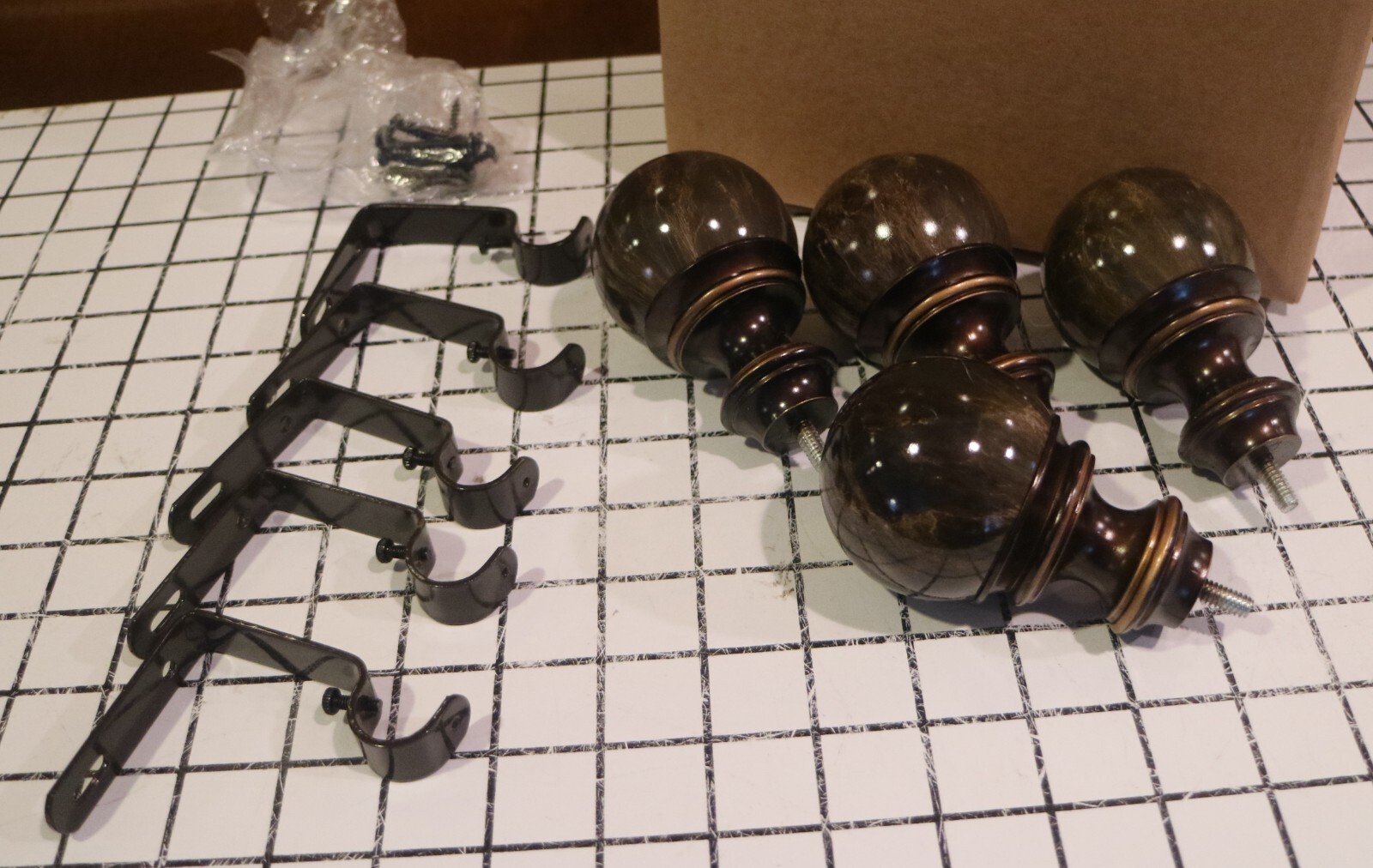 4 Brown Faux Marble Round Curtain Rod Finials Screwon 1" w/ 5 rod