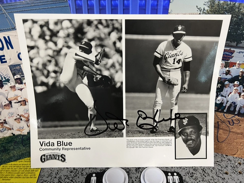 3 fotos de 8x10 auto firmadas Vida Blue con Shooty Babitt Mike Norris Rodney Scott Foto 2 de 4