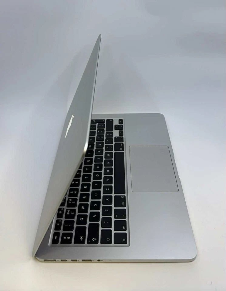 Apple MacBook Pro Retina 13 Inch Early 2015 A1502, 2.9 I5, 8GB RAM, 128GB SSD - Image 2 of 4