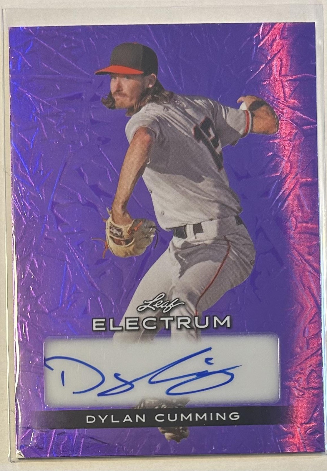2024 Leaf Electrum #BA-DC1 Dylan Cumming Base Autographs Purple #/25