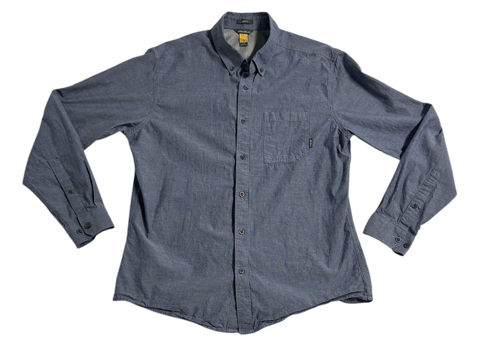Eddie Bauer Men’s Travex Shirt Size Large Classic Fit Button Blue Pockets