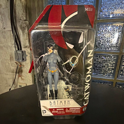 DC Collectibles Batman: The Animated Series Catwoman Actionfigur | 14-tlg.