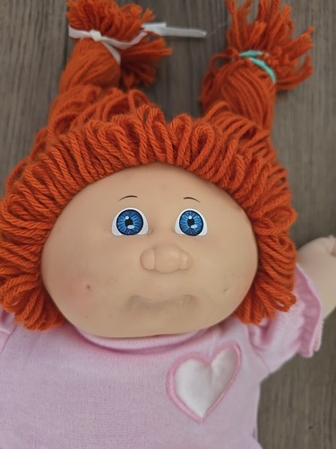 Vintage Cabbage Patch Kids 1978, 1983 OAA Inc. Red Hair Green Eyes - Picture 3 of 3