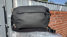 Genuine Peak Design Everyday Sling 10L V2 Jet Black, 1-owner complete