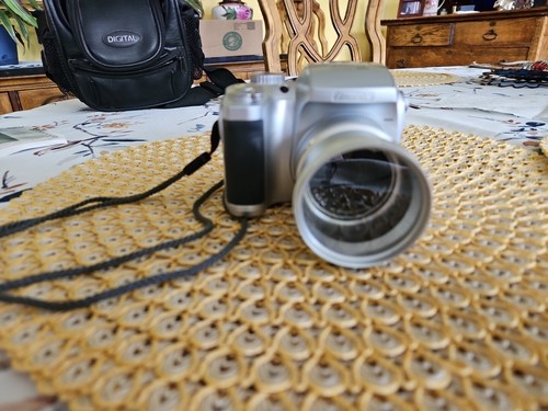 Cámara digital Fujifilm Finepix 3800 3,2 MP. Manual, tarjeta, estuche. PROBADO - Imagen 3 de 14