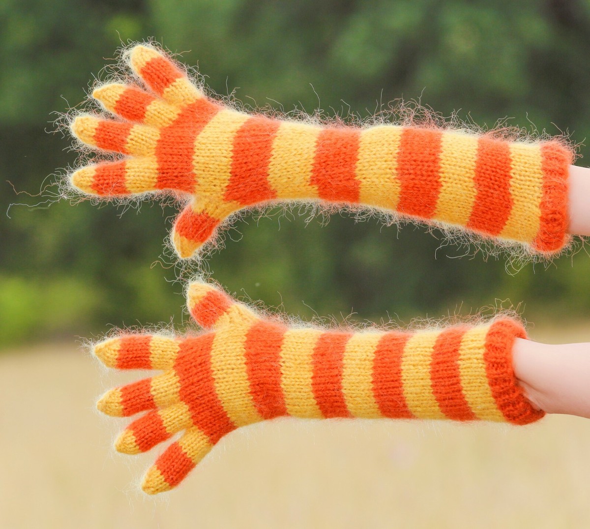 Cute kitty gloves orange yellow fluffy wool hand knit ski winter