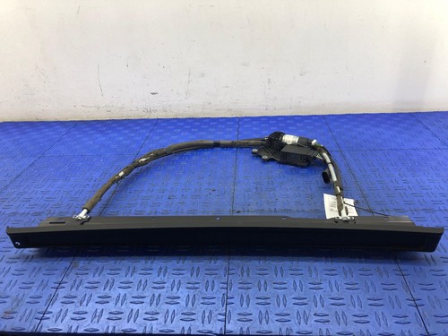 2014-2021 MASERATI QUATTROPORTE LEFT REAR DOOR SUNSHADE BLIND BLACK 670043162 - Picture 4 of 13