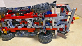 Retired Lego Technic 42068 Airport Rescue Vehicle Fire Truck w Manual No Box