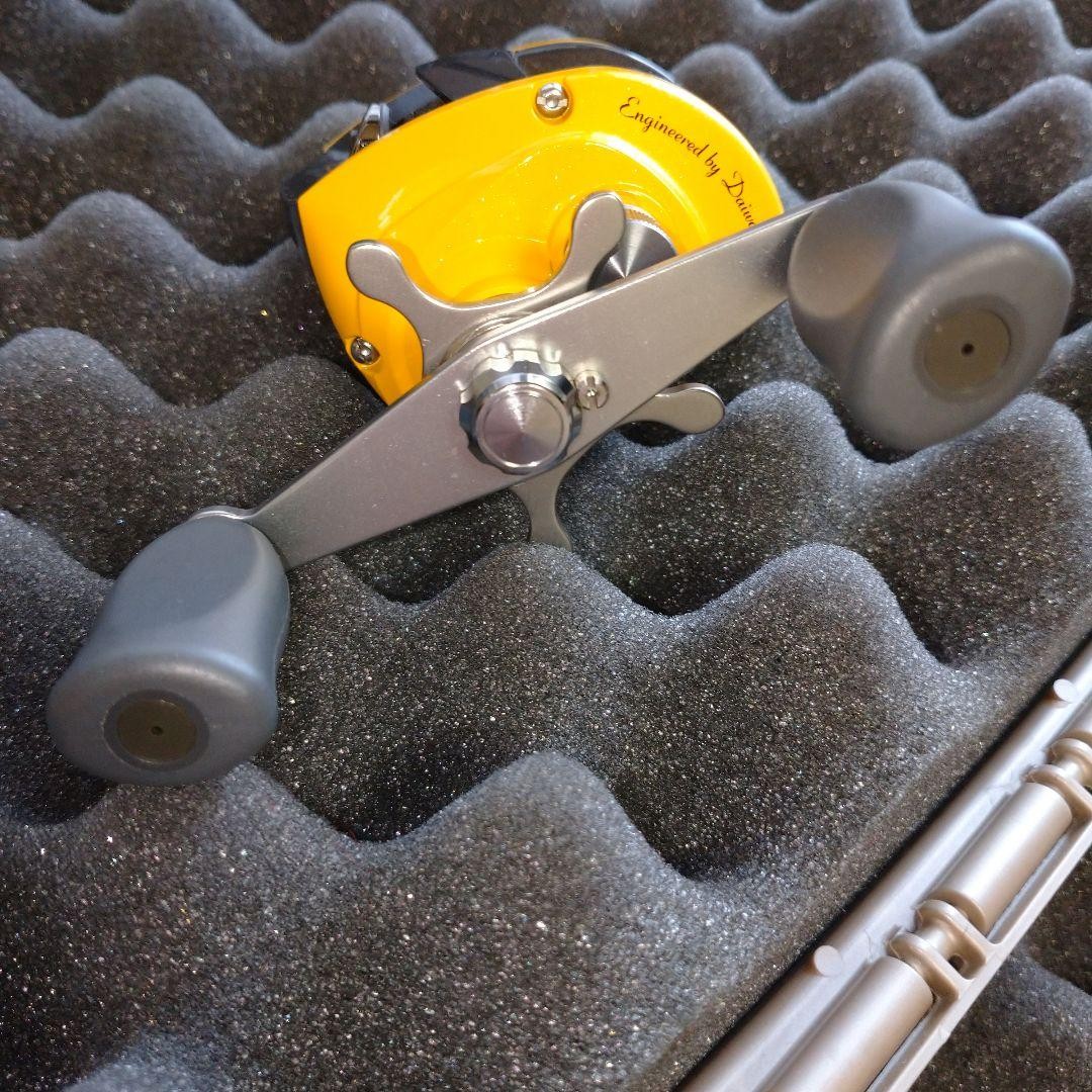 Daiwa Liberto Pixy L Left Handle Yellow Pearl 2004 Limited Edition