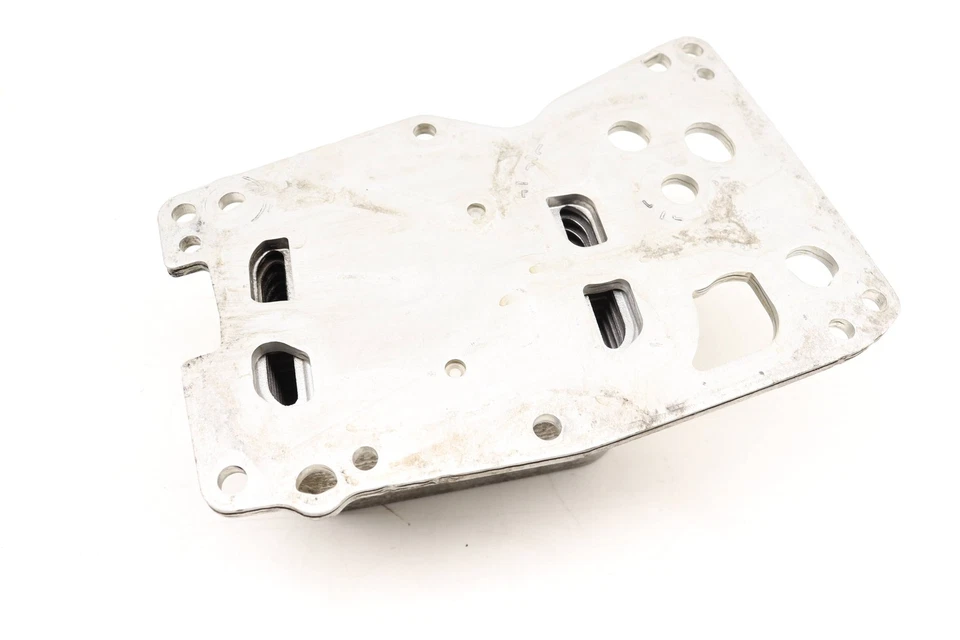 BMW X3 2015-2017 2,0 L - Enfriador de aceite del motor 8507626 Foto 2 de 4