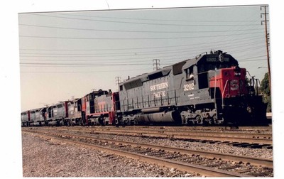 Southern Pacific SD45 Diesel Locomotive 3202 City of Industry 5 × 3½ Photo (28)